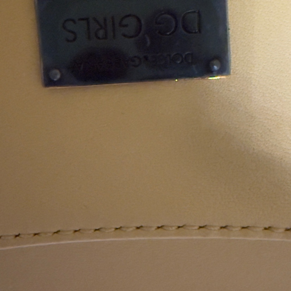 Dolce & Gabbana Gold DG Girls Flap Bag - Picture 7 of 11